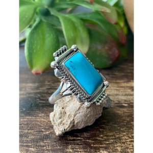 Navajo Handmade Fine Jewelry Kingman Turquoise & Sterling <b>Silver</b> <b>Statement</b> <b>Ring</b> Size 7 for Everyday Wear - Product Image 3