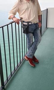 Customizable Vintage Double-Layer Genuine Leather <b>Waist</b> <b>Bag</b> for Men Multiple Styles Available Fashionable Box Pattern LLB-0092 - Product Image 2