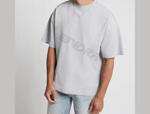 Camiseta de Hombre con Lavado Ácido, Estilo Urbano Hip Hop, 100% Algodón, con Logotipo Personalizable, Talla Grande, Vintage - Product Image 2