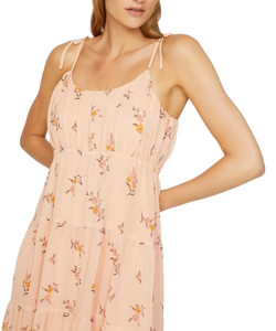 Robe rose foncé de qualité supérieure tenue de fête d'été élégante pour les femmes disponibles à des prix de gros abordables auprès d'un fournisseur de confiance - Product Image 4