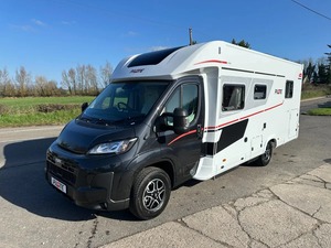 Autocaravana de Lujo P740 FC FGJ 2026, Nueva, Disponible en Stock - Product Image 2