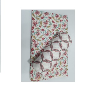 La tela de algodón transpirable ligera más vendida del proveedor indio para camisas y cubiertas de verano para niños y niñas a precio de exportación - Product Image 1