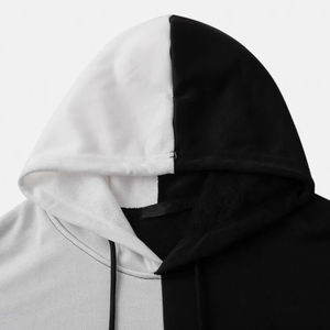 Pull à capuche classique pour homme avec tissu chaud surdimensionné et style minimaliste pour un usage quotidien et un logo personnalisé - Product Image 2