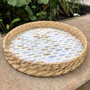 Plateau vadrouille en bois de qualité supérieure avec un beau travail de perles incrusté à la main utilisé comme plateau de service au chocolat et plateau de cadeau de luxe - Product Image 6