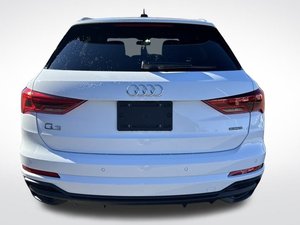 La Mejor Oferta, Audi Q3 2025 2.0T Turbo 186HP R20, Asientos de Cuero, Techo Panorámico de Aleación de Aluminio, SUV Compacto de Lujo Automático con Transmisión 7DCT - Product Image 2