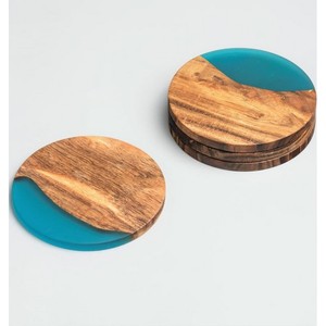 Dessous de verre en bois et résine de couleur verte fabriqués à la main Design unique de la rivière Idéal pour la décoration intérieure Exportateur indien Vente exclusive - Product Image 4