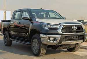 Toyota Hilux 2024 Usada en Buen Estado, Toyota Hilux DC 2.7L Gasolina AT (Negro) - Product Image 2