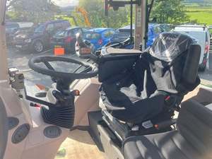 Tracteur agricole Fendt 312 Power Loader 123 CV 4 roues motrices CVT diesel avec chargeur frontal - Product Image 6