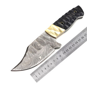 Couteau Skinner Authentique Fait à la Main en Acier Damas Couteau de Combat à Manche en Bois Durable pour Dépecer le Jeu et les Aventures en Plein Air - Product Image 1