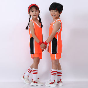 Ensemble d'entraînement de basketball personnalisé, nouveau style, 100 % polyester, respirant, antibactérien, durable, pour la vente en gros - Product Image 6