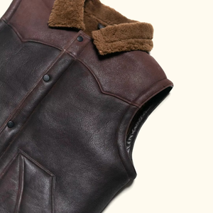 Gilet en cuir véritable pour homme de qualité supérieure, chaud et imperméable pour l'automne et l'hiver, avec un design sans manches et une décoration de poche - Product Image 4
