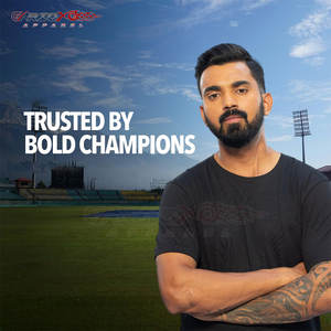 Men Dual <b>Layer</b> Running Shorts With Supportive Inner And Loose Outer Shell Stretch Fit Men Running Shorts With Smooth Feel - Product Image 2