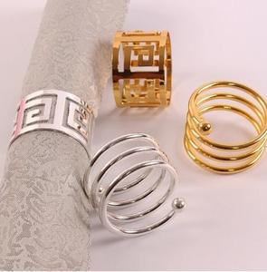 Rond de serviette en métal fini or de forme ronde pour la décoration de table de la maison et du restaurant Porte-serviettes fait main - Product Image 3