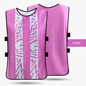 Bavoirs d'entraînement personnalisés en gros Gilet d'entraînement de football Gilets de football Maillot d'entraînement d'équipe personnalisé - Product Image 4