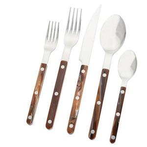 Juego de Cubiertos de Acero Inoxidable Hechos a Mano con Forma Personalizada, Acabado Brillante, Logotipo Personalizado, Diseño Contemporáneo para el Hogar, Hecho en India - Product Image 2