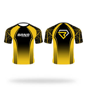Venta al por mayor de compresión personalizada de secado rápido Unisex MMA Rash Guard poliéster/Spandex todas las estaciones camisa de baño de manga corta resistente - Product Image 4