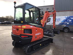 Mini-excavatrice Kubota KX027-4 neuve/d'occasion à vendre, excavatrice compacte sur chenilles, fournisseur prêt à expédier - Product Image 4