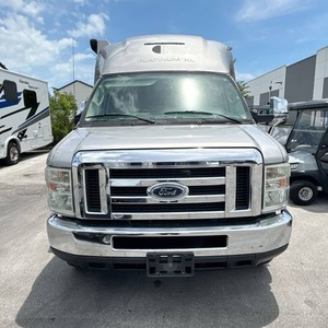 Vendedor Verificado de Autocaravana Usada C-o-a-c-h H-o-u-s-e P-l-a-t-i-n-u-m 221XL 2017 Lista para Viajar - Product Image 2