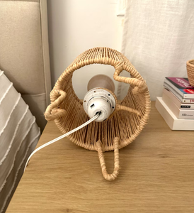 Lampe de table décorative en rotin naturel et osier pour la maison moderne - Product Image 5