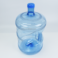 Bouteille d'eau en plastique personnalisée OEM de 5 gallons 3L 5 Lit 7,5 L 11,3 L 15L 18L Seau transparent durable en PC avec poignée