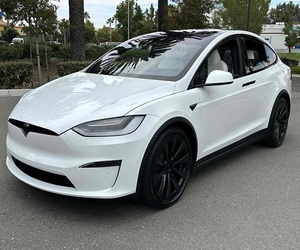 TESLA MODEL X AWD D'OCCASION EN EXCELLENT ÉTAT, TOUTES OPTIONS, À VENDRE - LIVRAISON À DOMICILE - Product Image 1