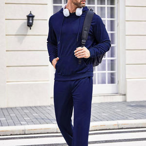 Venta al por mayor de poliéster de algodón pulóver con capucha conjunto cómodo y de moda conjunto de chándal para correr - Product Image 1