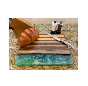 Planche à découper en bois et résine Planche à découper carrée simple classique Gravure Planche à découper en résine respectueuse de l'environnement - Product Image 1