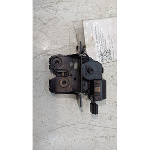 Cerradura de Puerta Trasera RENAULT Clio Serie IV 846300003R K9K612 (12>19) - Product Image 1