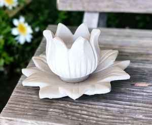 Support de bougie chauffe-plat en marbre blanc fait main de 7 pouces, décoration d'intérieur, autels spirituels, Noël moderne, durable et résistant à la chaleur - Product Image 5