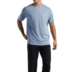 เสื้อยืดออกกำลังกายคอกลมทรงปกติสำหรับผู้ชาย ผ้าฝ้าย 100% ระบายอากาศได้ดี สปอร์ต พร้อมโลโก้แบบกำหนดเอง - Product Image 2