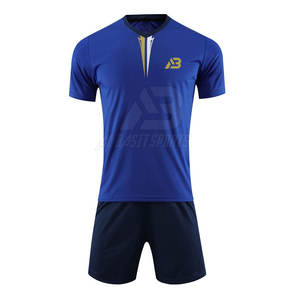 Service OEM Vêtements d'entraînement Uniforme de football Nouveau design Uniforme de football Uniforme de football à bas prix - Product Image 1