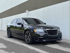 Precio bajo, Chrysler 300 SRT8 Core Luxury 2014, auto usado en venta - Product Image 5