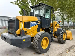 Chargeuse sur pneus SEM 636F 3 tonnes, 92 kW, avec godet de 2,5 m³ pour la construction, l'exploitation minière et la manutention de matériaux - Product Image 2