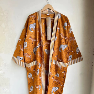 Robe kimono en coton à imprimé animal, peignoir, vêtement de nuit d'été, kimono court, taille unique, robe de demoiselle d'honneur, robe faite à la main, couvre-vêtement de plage - Product Image 1