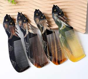 COLORS INTELLIGENTES BUFFALO PEIGNES DE VENTE EN GROS Peignes de corne antistatiques naturels pour les cadeaux de vacances par l'artisanat en croissant - Product Image 1