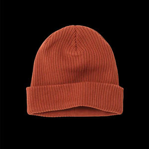 Bonnets de haute qualité pour hommes couleur jaune chaud hiver tricot bonnet à revers doux chaud chapeaux de Ski avec taille personnalisée - Product Image 2