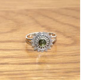 Turmalina verde 925 Anillo de piedras preciosas de plata esterlina Diseño minimalista Joyería natural hecha a mano Piedra natal de octubre - Product Image 3