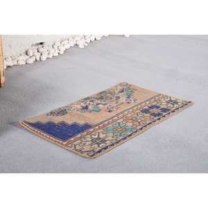 Vintage <b>Traditional</b> Beige and Blue Patchwork Wool <b>Rug</b> 1.5 X 2.5 ft with Latex Backing - Product Image 3