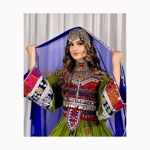 Vintage Afghani Femmes Robe Baloch Tribal Banjara Robe Cou Joug Broderie Miroir Travail Applique Patch Halloween Broderie - Product Image 2