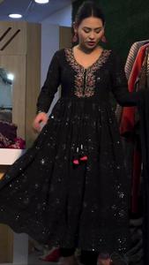 Nouveau Designer Party Wear Look Nouvelles Couleurs Faux Georgette Avec Broderie 5mm Séquence Travail Avec Manches Complètes au Prix de Gros - Product Image 2