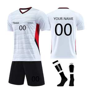 Uniforme de fútbol para hombre con sublimación personalizada, cómodas camisas de malla y pantalones cortos, elegante conjunto de fútbol con bajo MOQ y alta calidad - Product Image 4