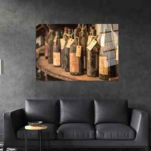 Arte en Lienzo de Botellas de Vino Vintage: Impresión Decorativa Moderna para Bares, ARTE EN VIDRIO TEMPLADO - Product Image 1