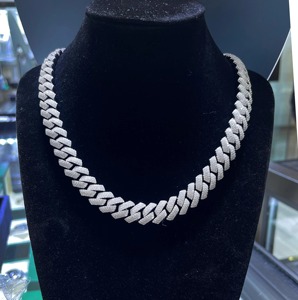 โดยเฉพาะ VVS Moissanite เพชรชุบทอง925สร้อยคอคิวบาโซ่ฮิปฮอปไมอามี่สำหรับใส่แร็ปเปอร์ - Product Image 5