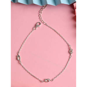 Achetez des chevillères/Payals 100 % argent 925 véritable pour femmes et filles, plaquées or 14 carats avec une pierre principale en diamant mignon et un matériau de qualité. - Product Image 2