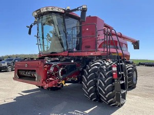Moissonneuse-batteuse 40 CV à 6 rangs à transmission par engrenages pour la récolte du blé, du riz et du coton, entraînée par tracteur - Product Image 3