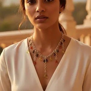 Collar de Mujer con Cuentas Plateadas, Piedras de Cuarzo y Perlas de Agua Dulce, Cadenas Modernas y Elegantes, Regalo Religioso Perfecto - Product Image 2