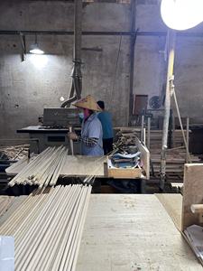 Tiges rondes en bois massif durables pour l'assemblage de meubles, projets de bricolage, tiges de finition lisse - Product Image 6