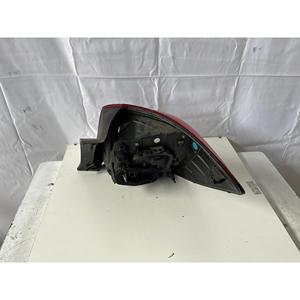 ไฟท้ายซ้ายสำหรับ Sandero Serie II (12>20) รุ่น Buono Stato รหัสภายใน 1432343 90113189 - Product Image 2