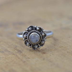 Anillo de Boda de Plata de Ley 925 con Piedra Lunar Azul, Joyería Hecha a Mano de Estilo Bohemio para Mujeres y Niñas, Regalo - Product Image 3