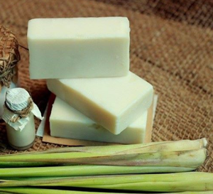 Jabón Corporal Humectante de Coco con Ingredientes Naturales - Product Image 4